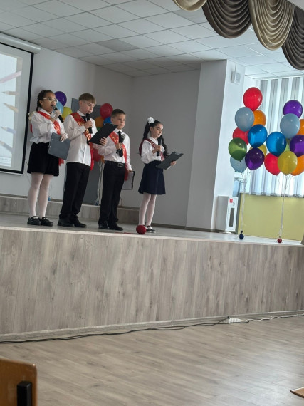 Выпускной в начальной школе.
