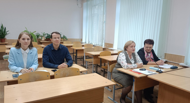 круглый стол с Белореченской СШ ЛНР.