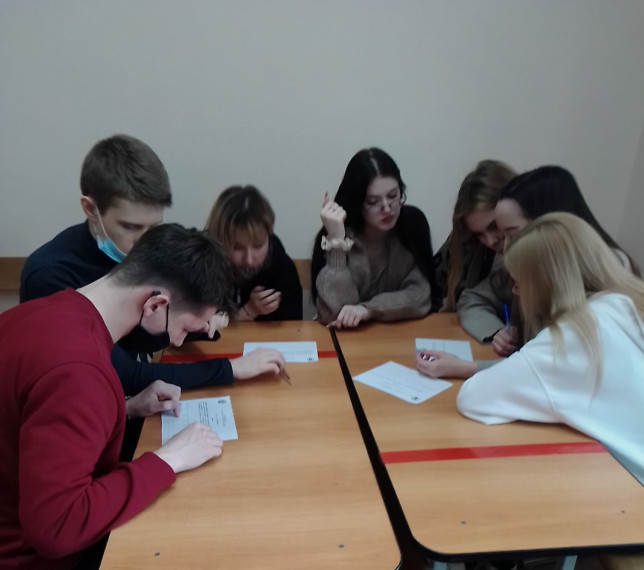 "Интеллектуальный квиз".